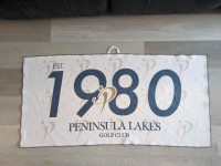 Peninsula Lakes golf towel
