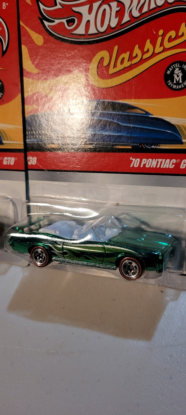 Hot Wheels Classics Series 5 70 GTO Convertible $8 each in Arts & Collectibles in Barrie - Image 3