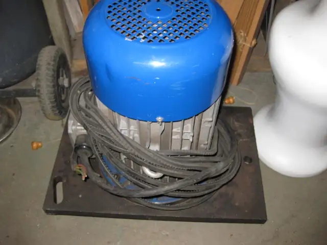 Gros moteur commercial  / industriel in Other Business & Industrial in Longueuil / South Shore - Image 2