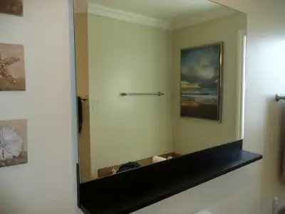 Miroir avec tablette, View more