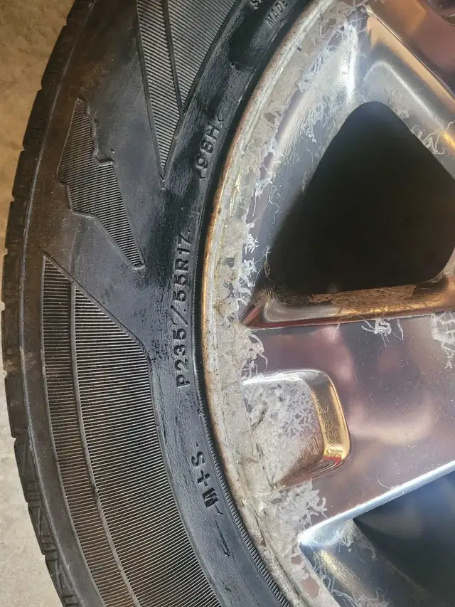 Ford 17 inch tires and rims in Tires & Rims in Edmonton - Image 8