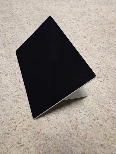 Surface Pro 7 i5 16/256GB, View more