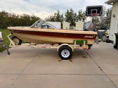 Good running and driving 15ft Fibretech Openbow Boat comes with a good running 90HP Mariner motor wh...