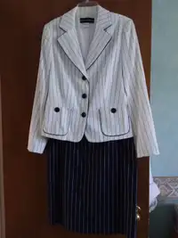 New Bianca Nygard Blazer and matching skirt