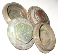 Rare antique 1900 era brass hub capsSet of 4 all original solid