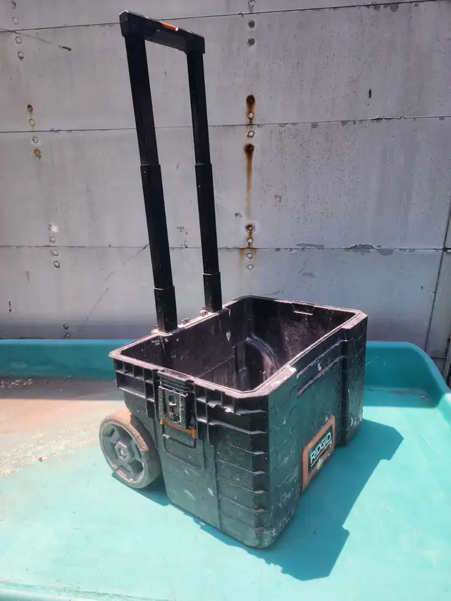 Ridgid Packout Contractors Bottom Box System Rolling Tool Cart in Tool Storage & Benches in Windsor Region - Image 2