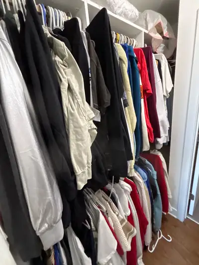 vêtements de marque à partir de 20$, View more