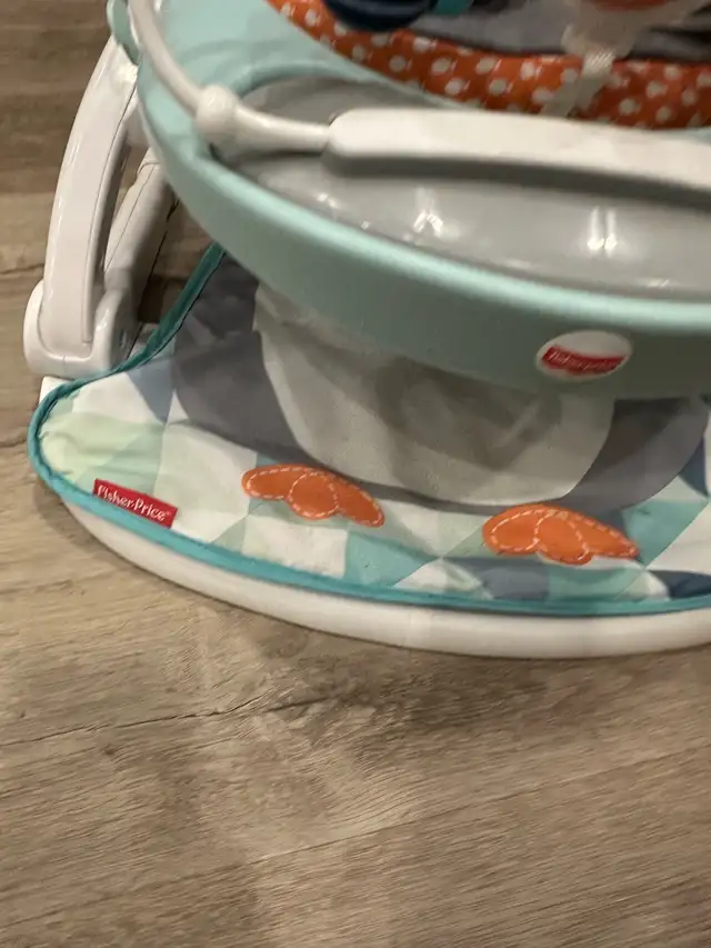 Penguin Baby Activity Seat in Playpens, Swings & Saucers in City of Toronto - Image 3