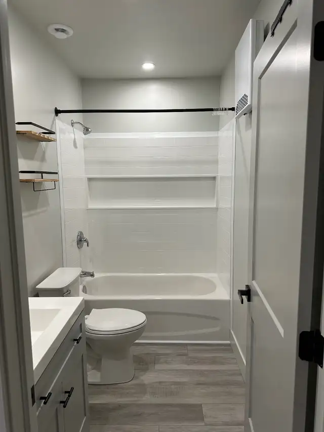 2 Bedroom Apartment in Long Term Rentals in Charlottetown - Image 6