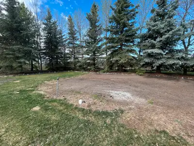 Discover a serene RV site, perfect for those seeking tranquility and nature. This location offers am...