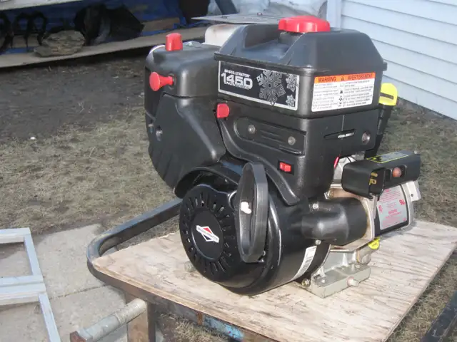 instalation gratuit MOTEUR DE SOUFFEUSE shaft 3/4 & 1 pouce 14.5 in Snowblowers in Laval / North Shore - Image 3