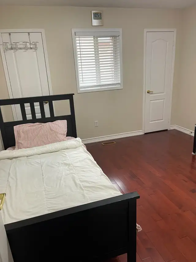 Furnished Room in a beautiful detached Home