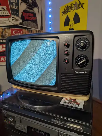 Panasonic 12" Solid State (BW) TR-60C (1977), View more