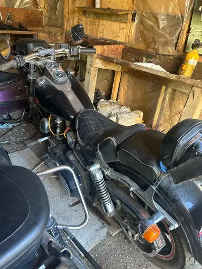 Barn find Low km With proper registration from ministry Selling as is where is Not sure if it runs o...
