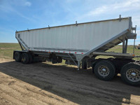 Castelton grain trailer