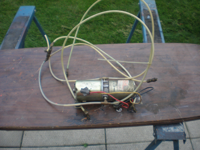 CONVERTABLE TOP PUMP ASSEMBLY in Other Parts & Accessories in Leamington