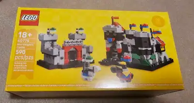 LEGO Mini Knight's Castle 40775 sealed , View more