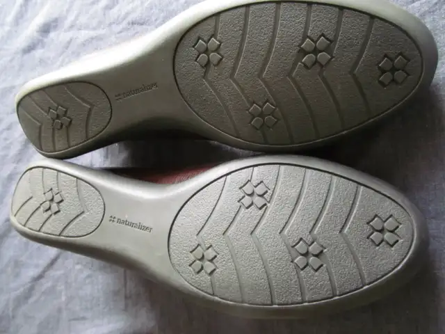 Shoes, Women's shoes Size 11, low heel shoes, Brown, NEW in Women's - Shoes in Markham / York Region - Image 9