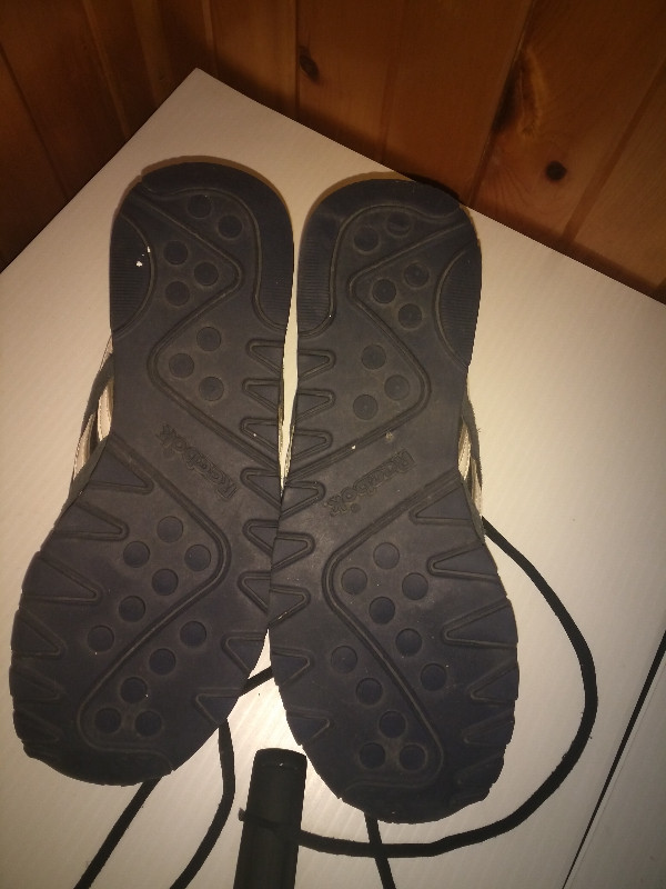 shoes: Reebok women-Adult Classic Nylon Sneaker 9 1/2 in Women's - Shoes in Cambridge - Image 4