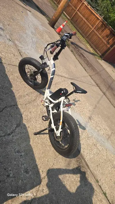 Ebike rad, View more