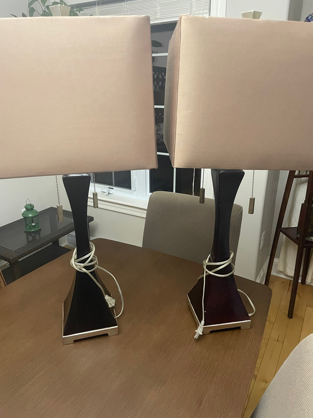 Set of two matching lamps in Indoor Lighting & Fans in City of Halifax - Image 4