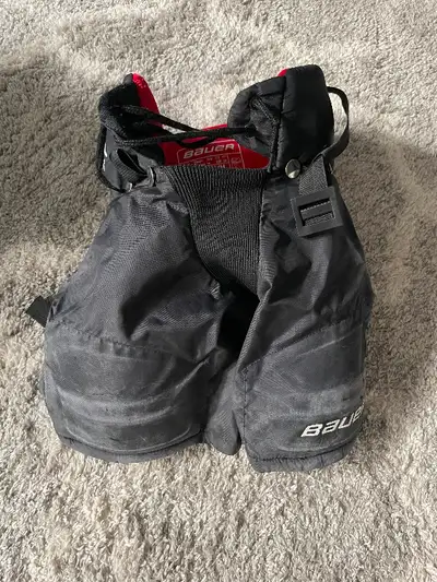 Youth Bauer hockey pants, View more