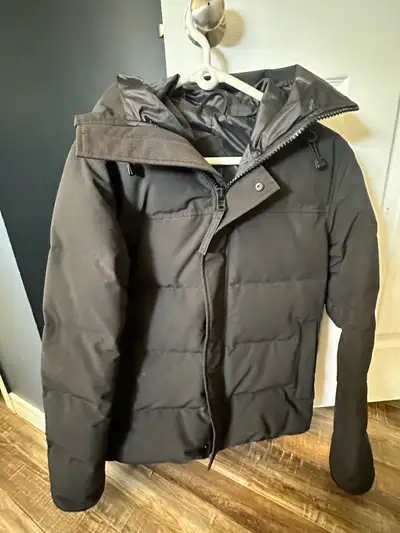 Men’s Canada goose jacket, View more