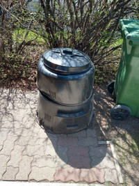 Compost bins Free