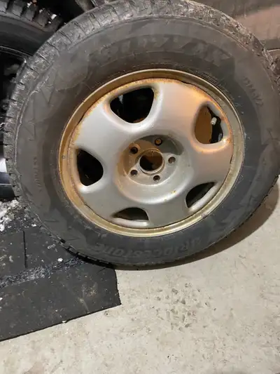 I am selling a used Bridgestone Blizzak winter tires (set of 4 ), size 235/65R17, which is great for...