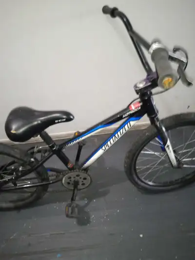 Specialized kids or teen bike bmx, View more