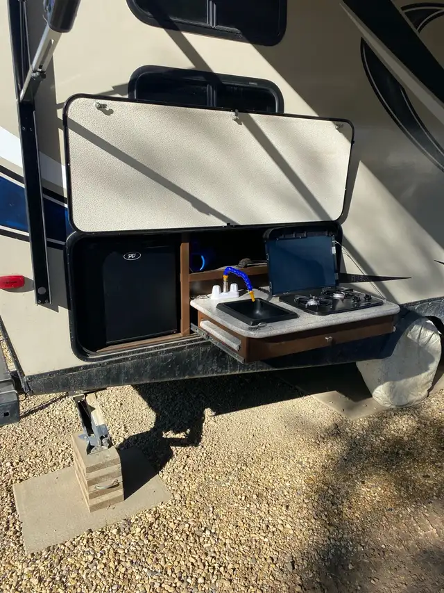 2017 Bullet Ultra Lite by Keystone in Travel Trailers & Campers in Edmonton - Image 6