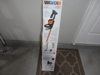 WORX 22 INCH ( 56cm ) 20V Cordless Hedge Trimmer