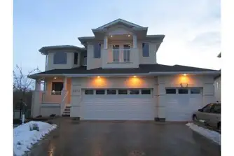 Million Dollar home In Golf Course By Henday/Whitemud, Acheson