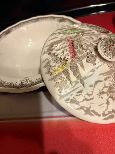 Kensington Covered Dish, View more