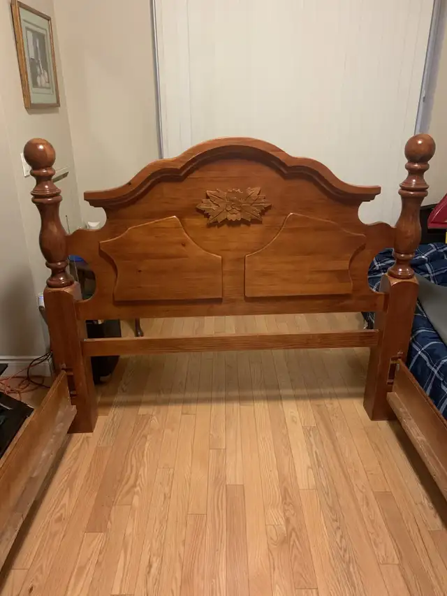 Solid High End Maple Queen Bed Frame