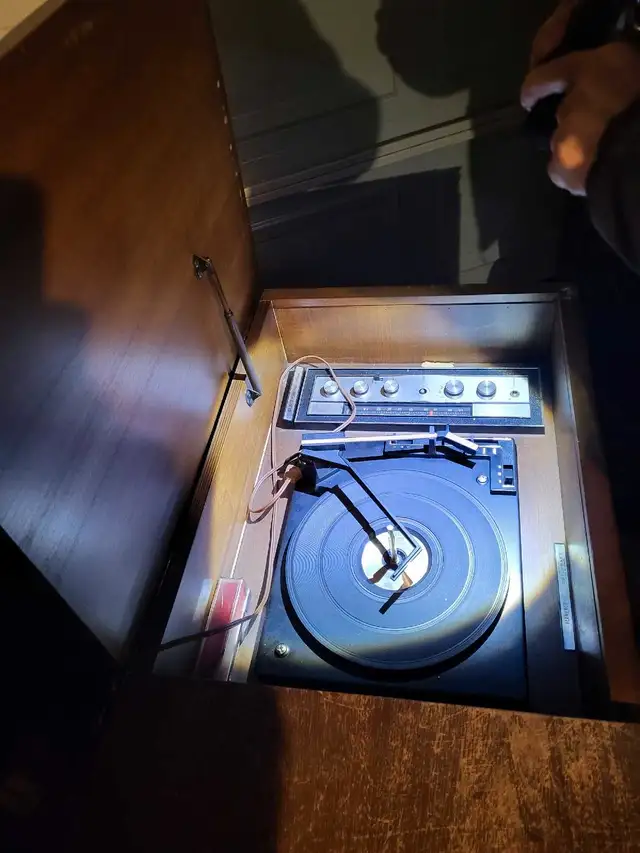 Record Player Cabinet63006660552065122