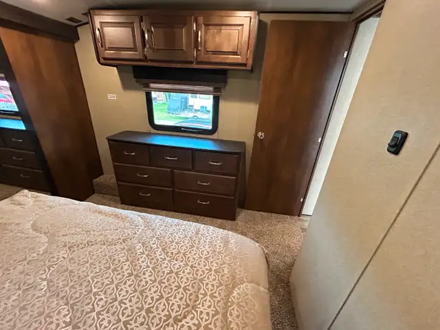 2019 Grand Design Reflection model 337RLS in Travel Trailers & Campers in Annapolis Valley - Image 10