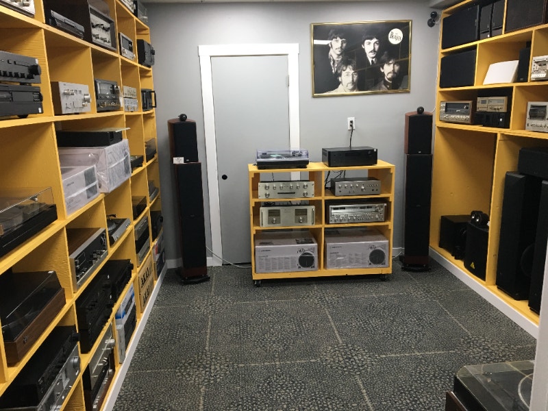 EDMONTON'S VINTAGE AUDIO STORE TURNTABLES, AMPLIFIERS, SPEAKERS