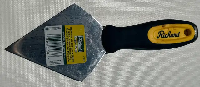  Triangular Cut-Back Drywall Knife – Specialty Corner Finishing  in Hand Tools in London - Image 3