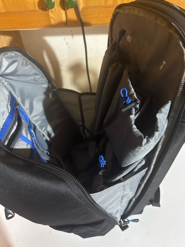 camera bag in Cameras & Camcorders in Bedford - Image 2