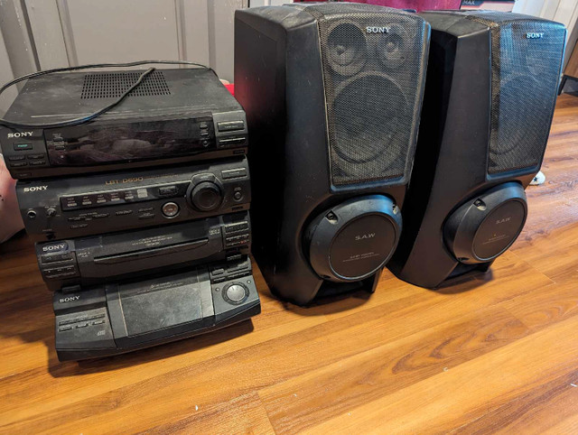 Stereo system  in Stereo Systems & Home Theatre in North Bay