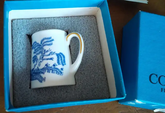 Coalport Fine Bone China Miniature Jug, NIB in Arts & Collectibles in Stratford - Image 3