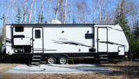 2020 East to West Travel Trailer- Alta 2800 KBH - bunkhouse