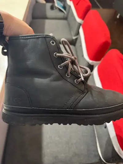 Uggs Boots size 8, View more