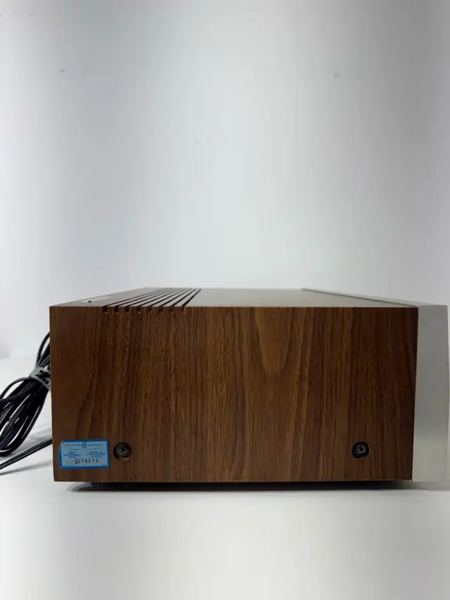 Sansui 661 AM/FM Stereo Receiver immaculate condition. in Stereo Systems & Home Theatre in Mississauga / Peel Region - Image 8
