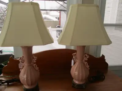 2 Lampes de bureau, View more