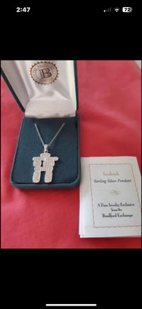 BNWT, “Bradford Exchange , Innuksuk” Necklace 