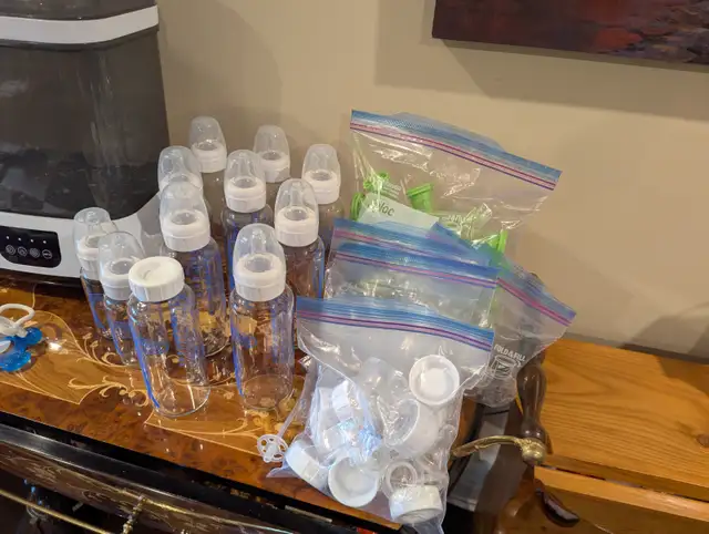 Baby Bottle Steralizer & Dryer.  Babby Bottles  and Accessories. in Feeding & High Chairs in City of Halifax - Image 3