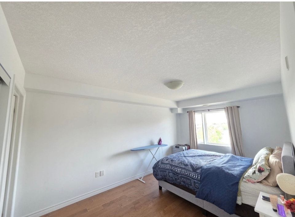 3 bed 2 bath condo southend guelph $2895 all in heat hydro water 5