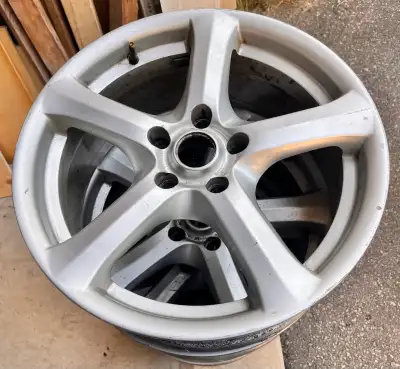 These Rims were on an Audi A6 with a 5x112 bolt pattern. That's easily the most popular bolt pattern...